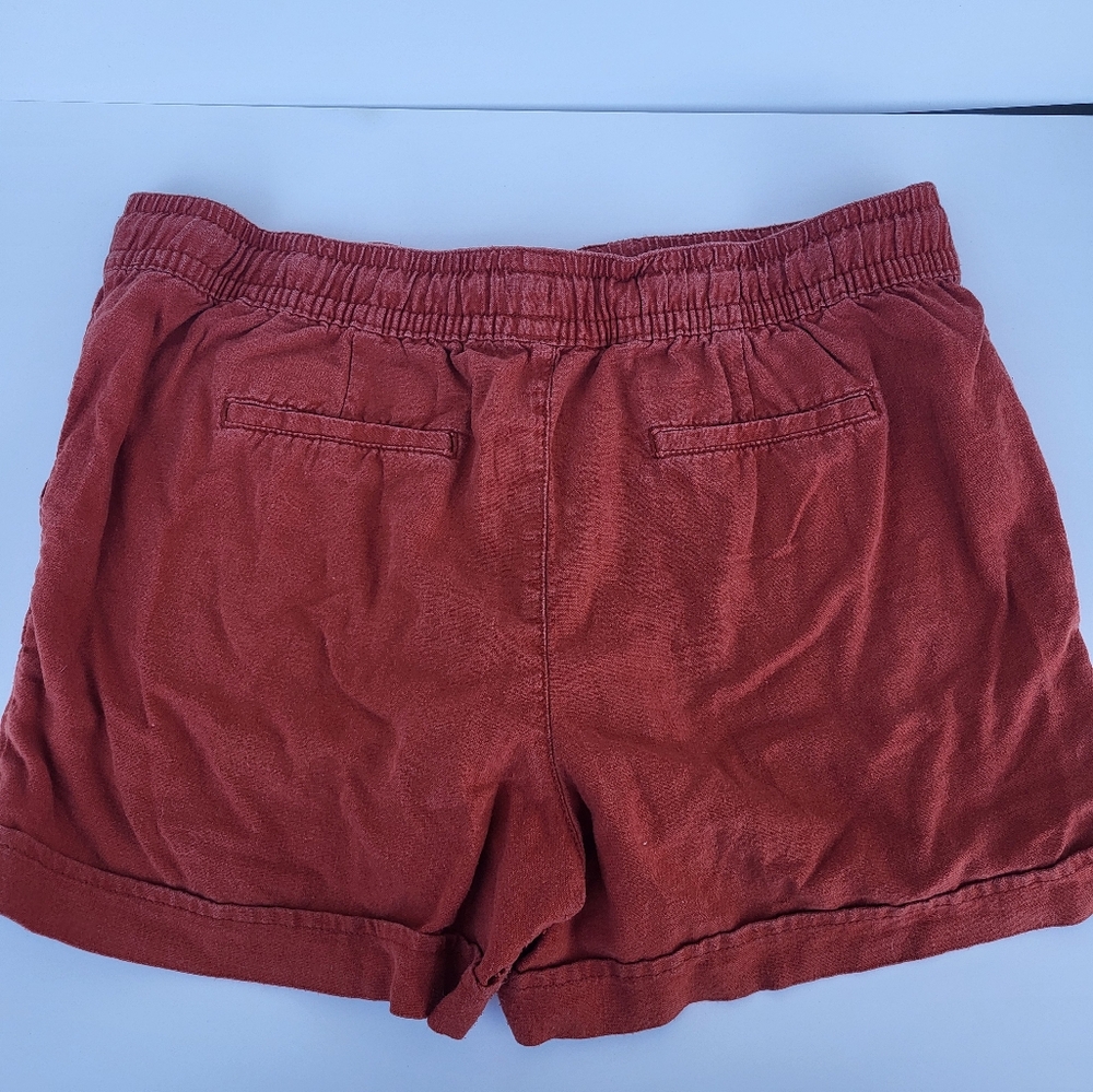 George Brick Red Relaxed Shorts - Picture 2 of 4